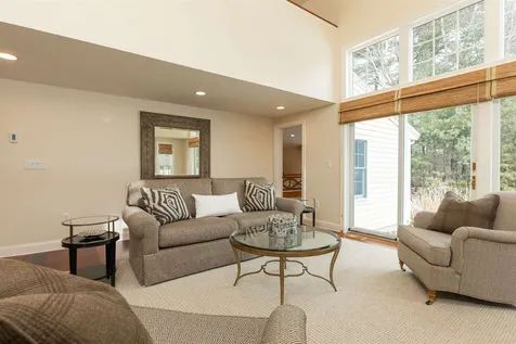 12 Old Bay Road New Castle NH 03854