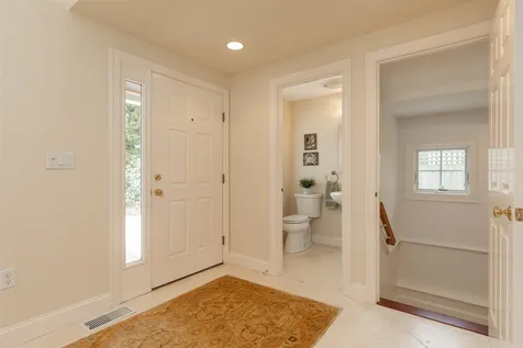 12 Old Bay Road New Castle NH 03854