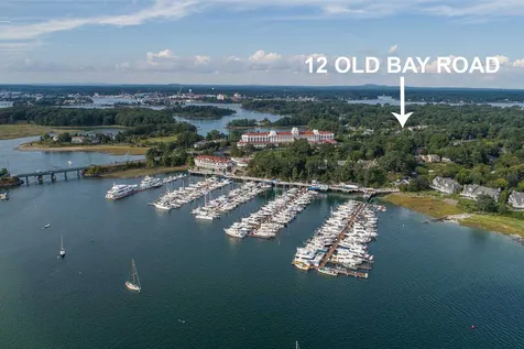 12 Old Bay Road New Castle NH 03854