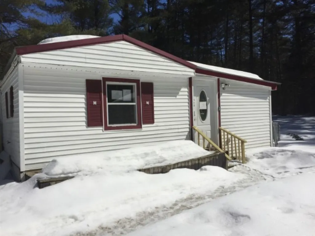 12 Pine Tree Lane Canaan NH 03741