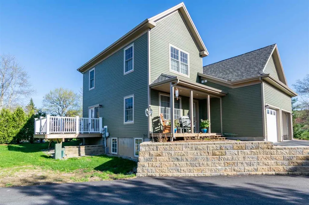 25 Steeple Way Williston VT 05495