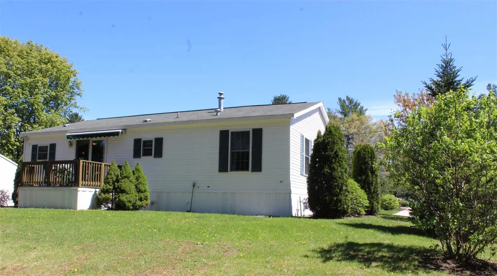 37 Centerwood Drive Concord NH 03301
