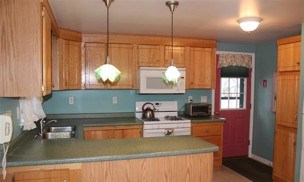 37 Centerwood Drive Concord NH 03301