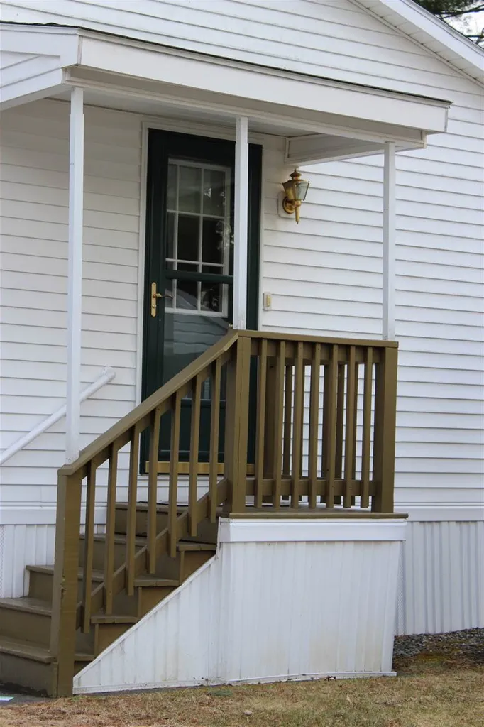 37 Centerwood Drive Concord NH 03301