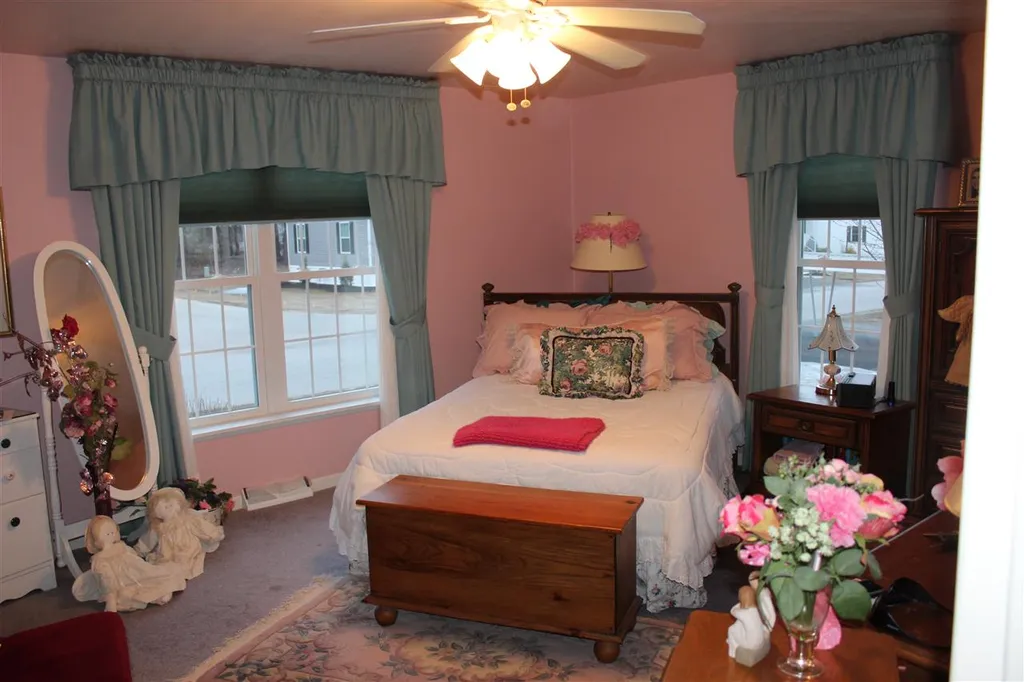 37 Centerwood Drive Concord NH 03301
