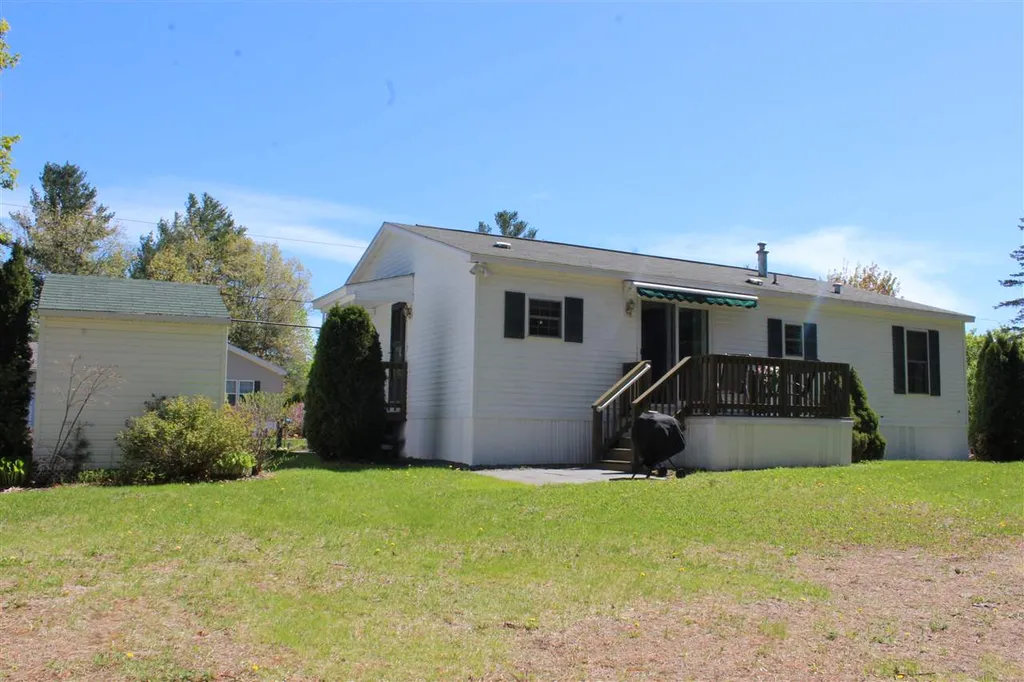 37 Centerwood Drive Concord NH 03301