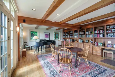 28 Clover Mill Lane Lyme NH 03768