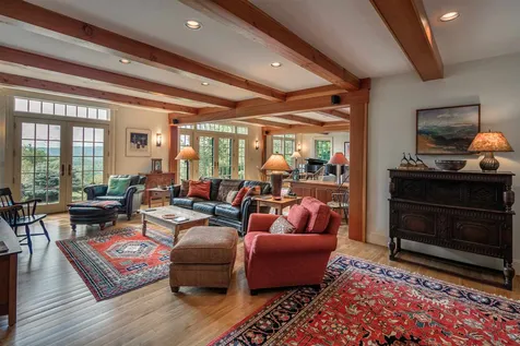 28 Clover Mill Lane Lyme NH 03768