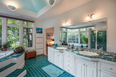 28 Clover Mill Lane Lyme NH 03768