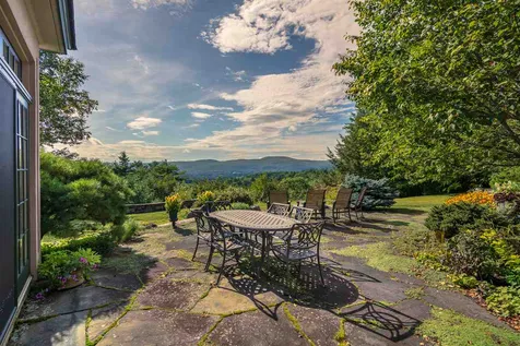 28 Clover Mill Lane Lyme NH 03768