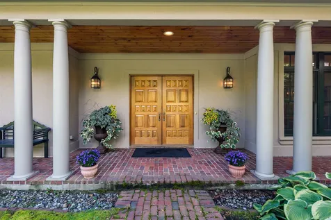 28 Clover Mill Lane Lyme NH 03768