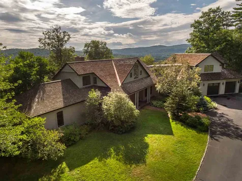 28 Clover Mill Lane Lyme NH 03768