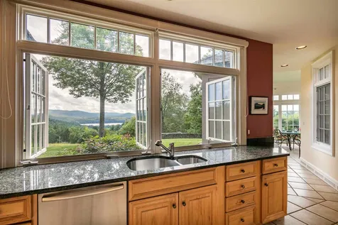 28 Clover Mill Lane Lyme NH 03768