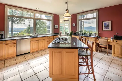 28 Clover Mill Lane Lyme NH 03768