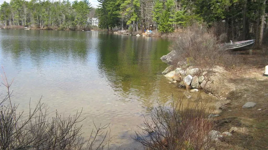 25 Brienne Road New Durham NH 03855