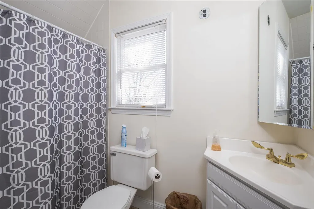 26 Summer Street Northfield NH 03276