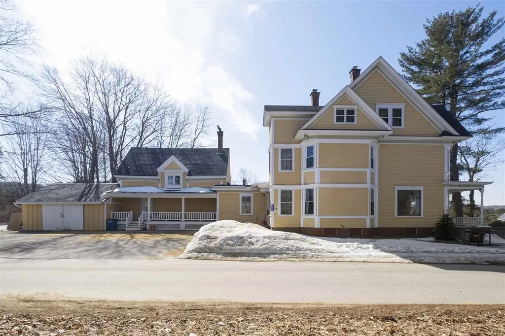 26 Summer Street Northfield NH 03276