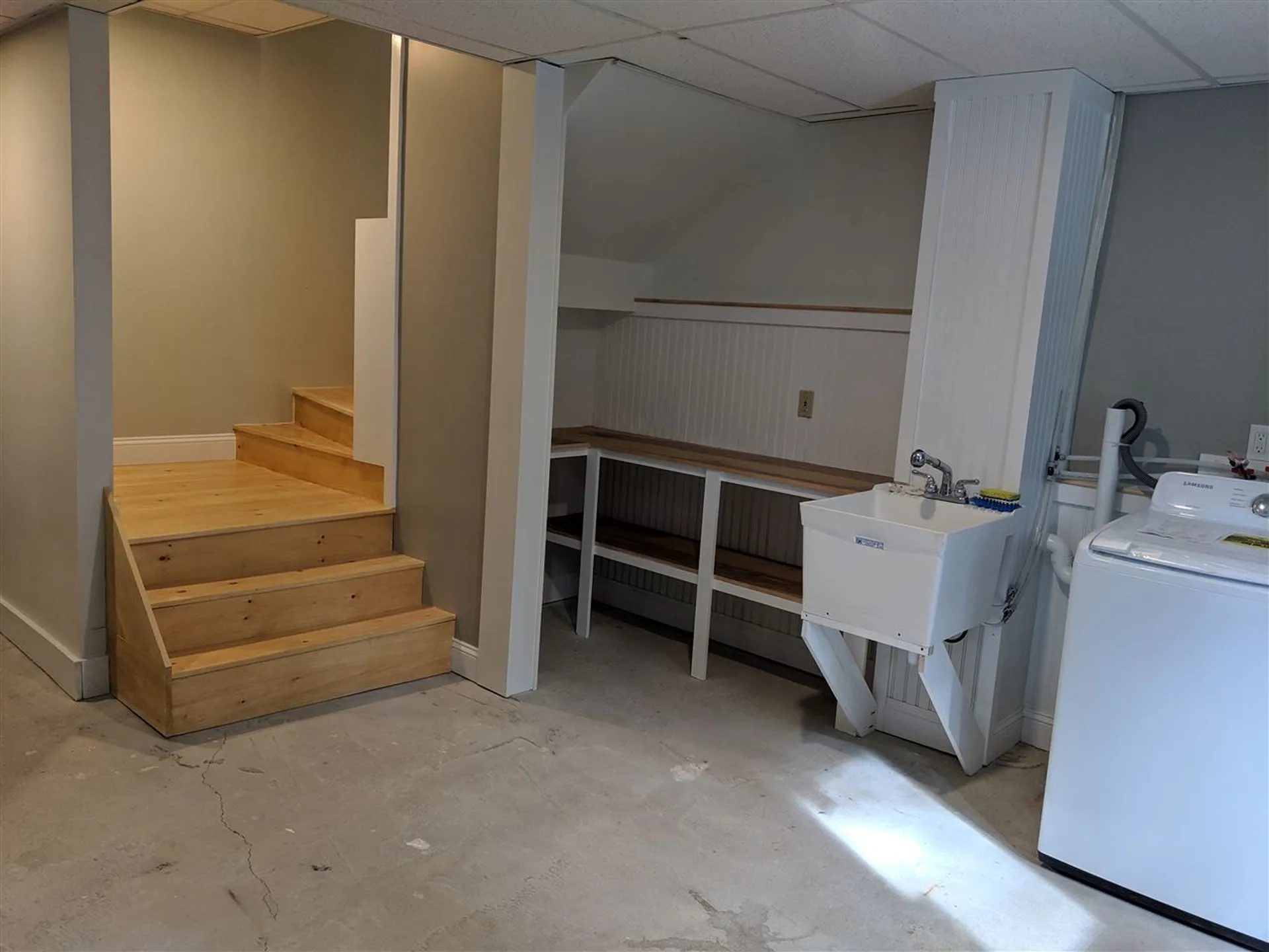 75 Brookside Lane Danbury NH 03230