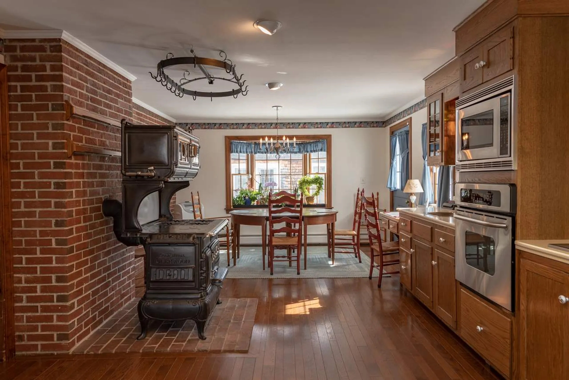 825 North Line Road Tuftonboro NH 03816