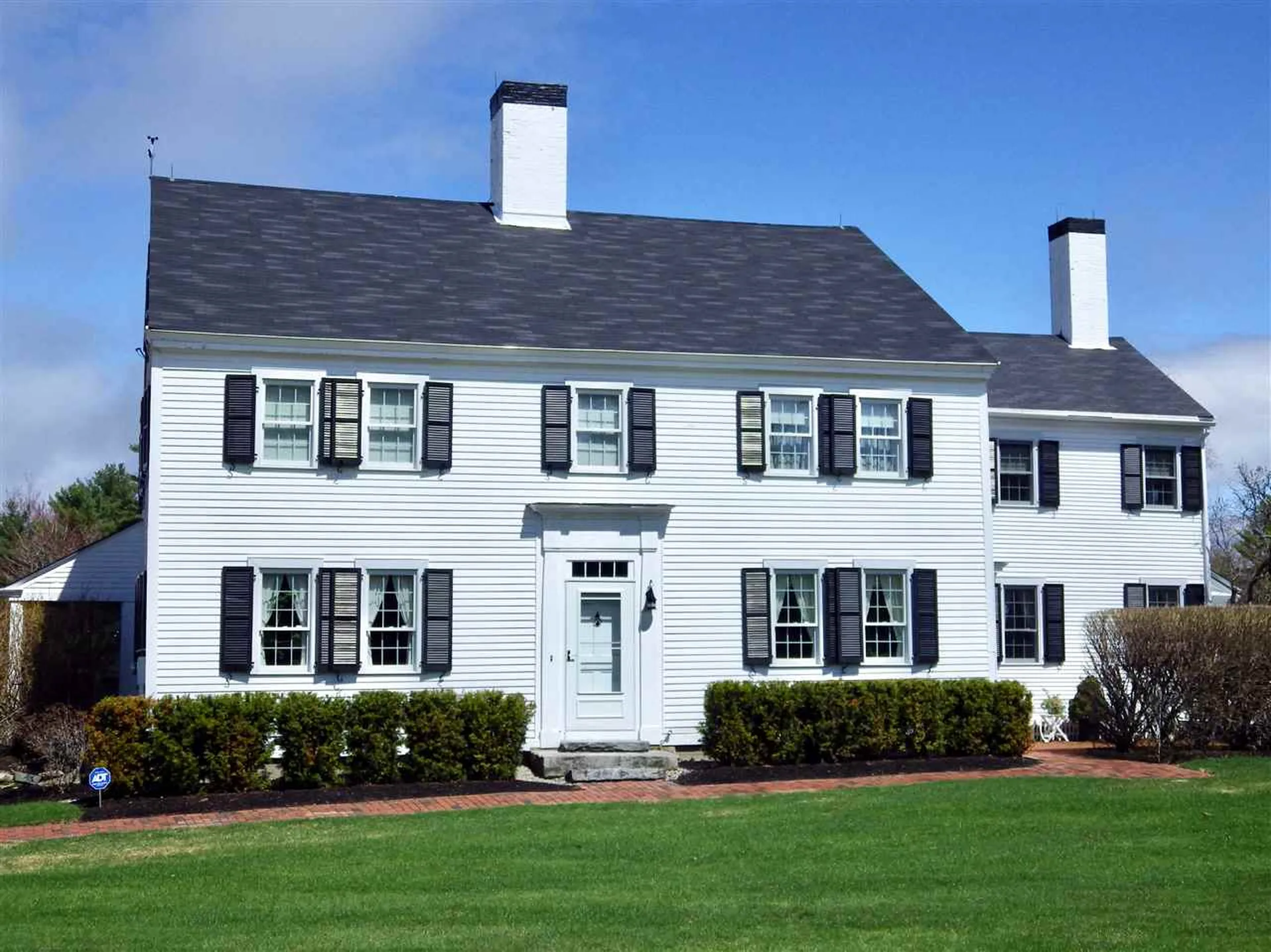 825 North Line Road Tuftonboro NH 03816
