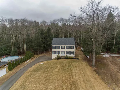 33 Compromise Lane Sandown NH 03873