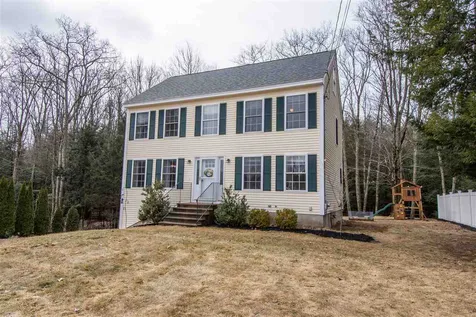 33 Compromise Lane Sandown NH 03873