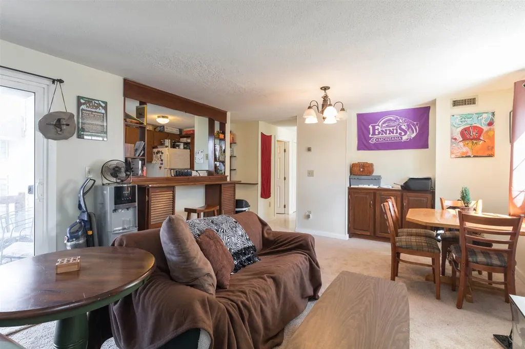 98 Henry Law Avenue Dover NH 03820