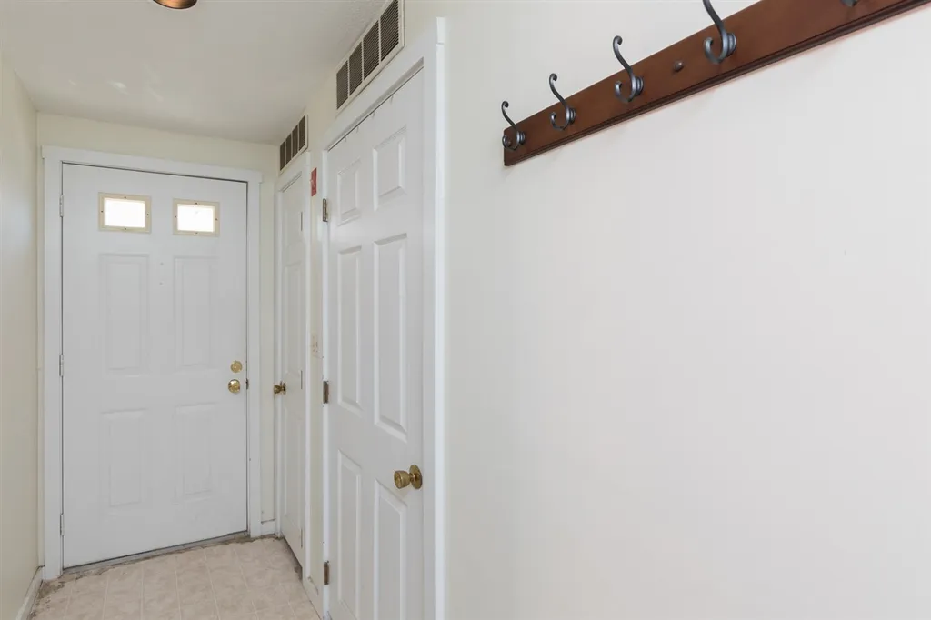 98 Henry Law Avenue Dover NH 03820