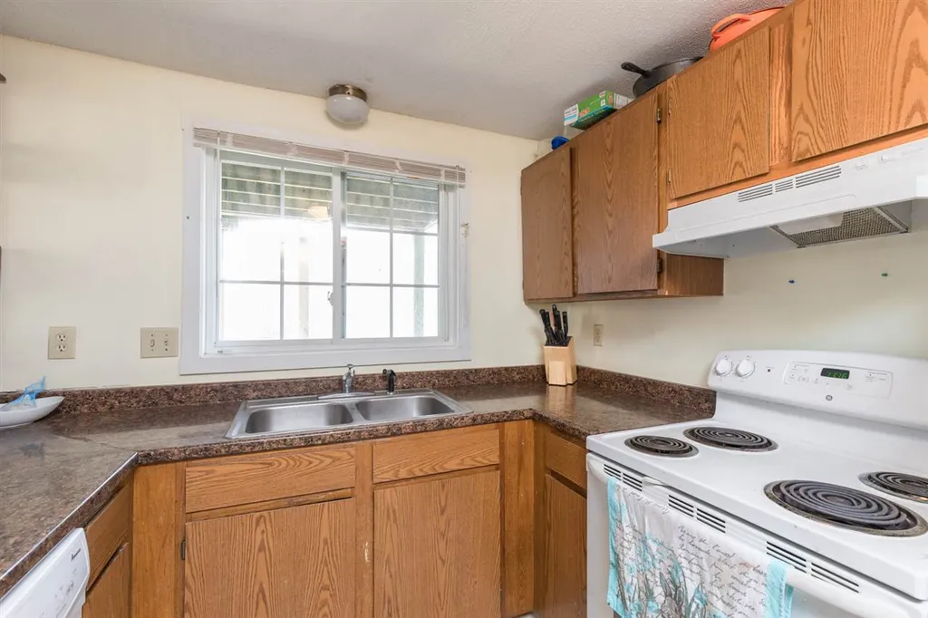 98 Henry Law Avenue Dover NH 03820