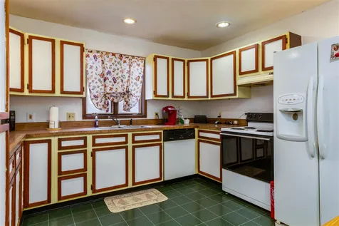 185 Longmeadow Drive Shelburne VT 05482