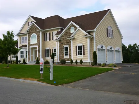 41 Stanwood Road Salem NH 03079