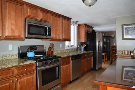 165 Kingston Road Exeter NH 03833
