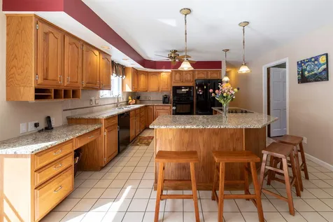 69 Wellington Circle Lebanon NH 03766