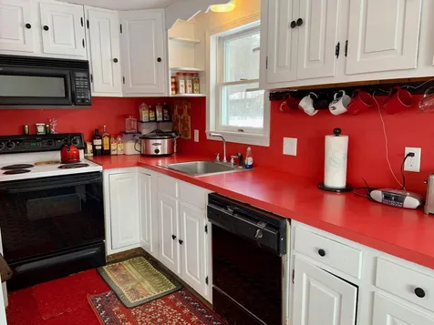 99 Raymond Road Sharon VT 05065