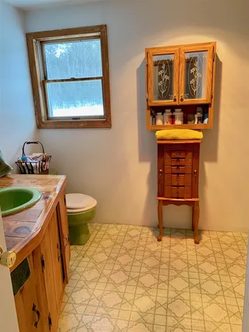 99 Raymond Road Sharon VT 05065