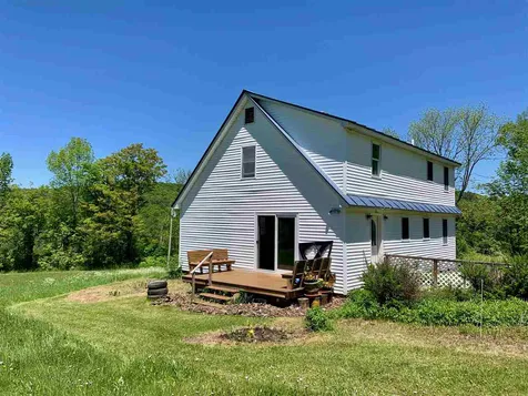 99 Raymond Road Sharon VT 05065