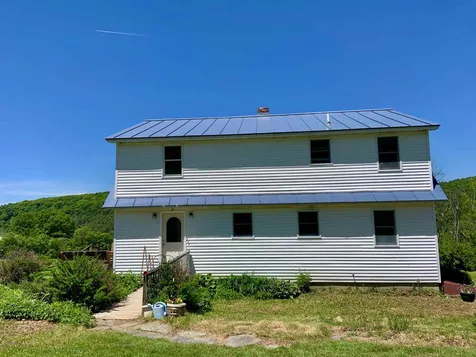 99 Raymond Road Sharon VT 05065