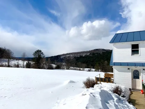 99 Raymond Road Sharon VT 05065