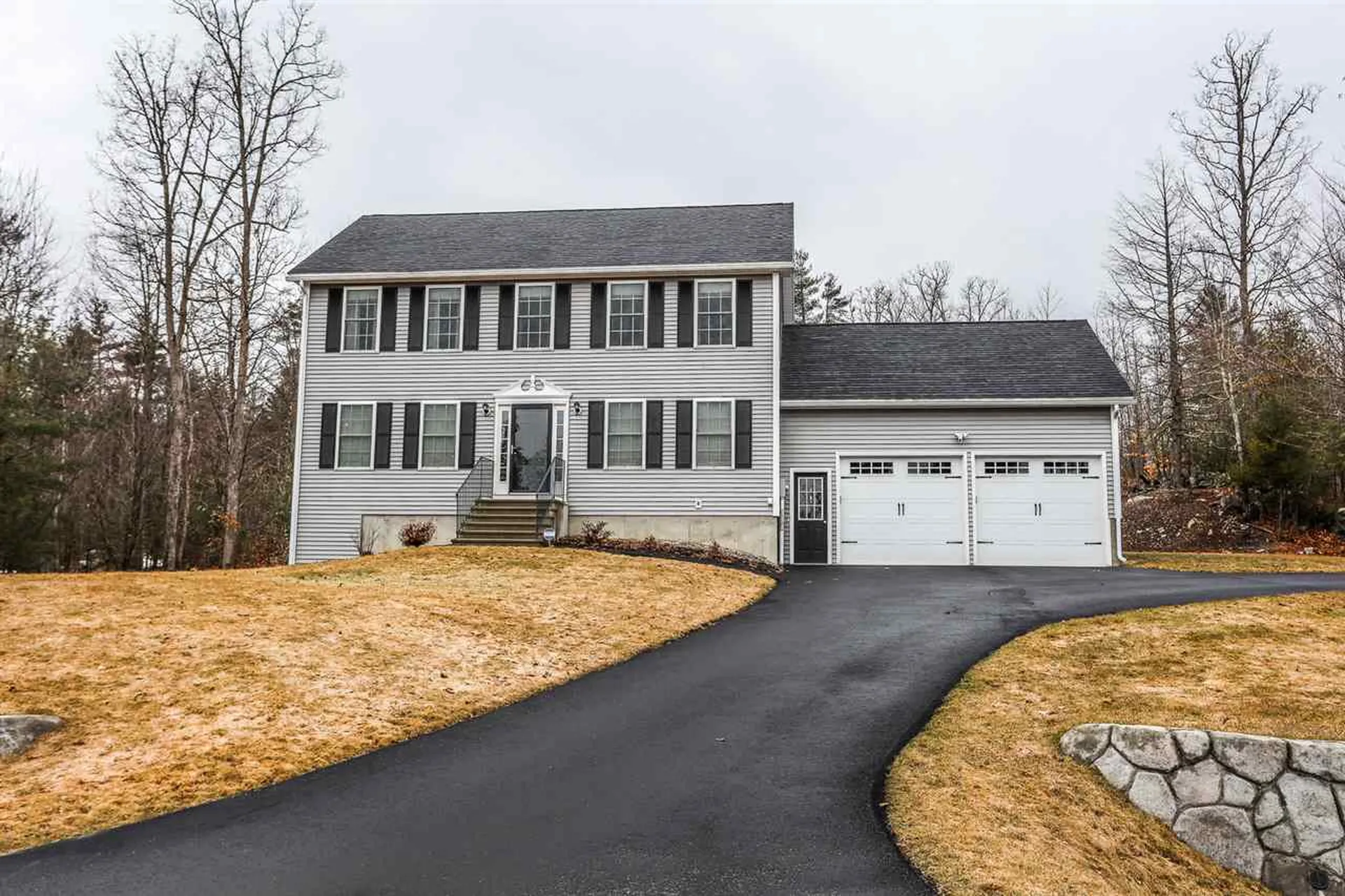 129 Elanor Way Weare NH 03281