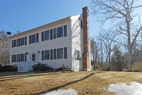 603 Scruton Pond Road Barrington NH 03825