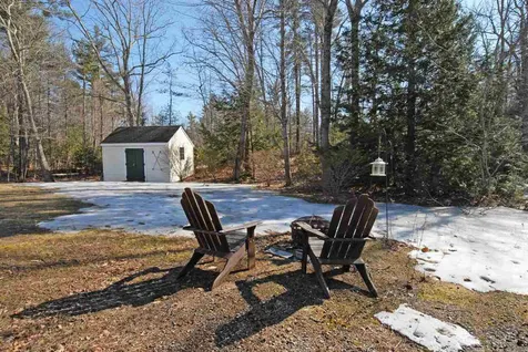 603 Scruton Pond Road Barrington NH 03825