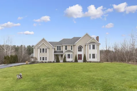 5 Shenandoah Drive Concord NH 03301
