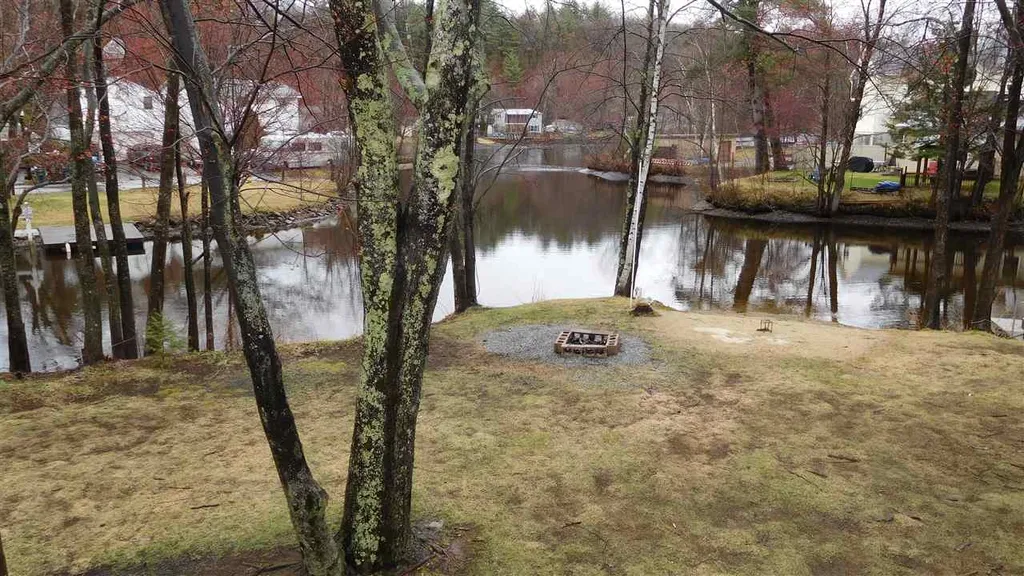 18a Russell Avenue Goffstown NH 03045