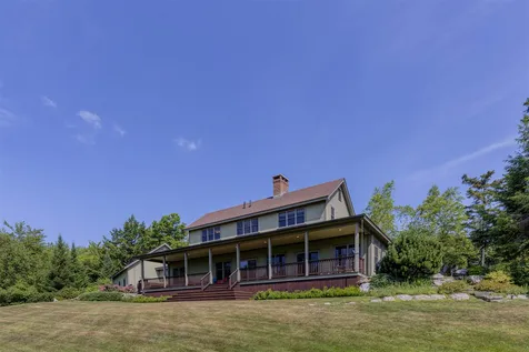 142 Summit Road Sutton NH 03260
