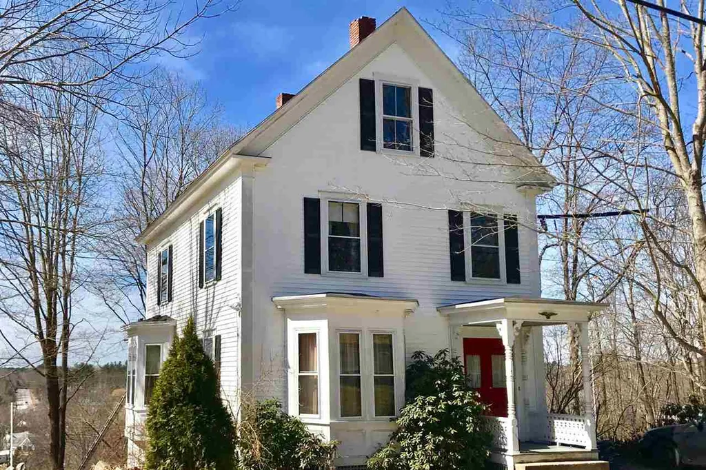 16 Academy Street South Berwick ME 03908
