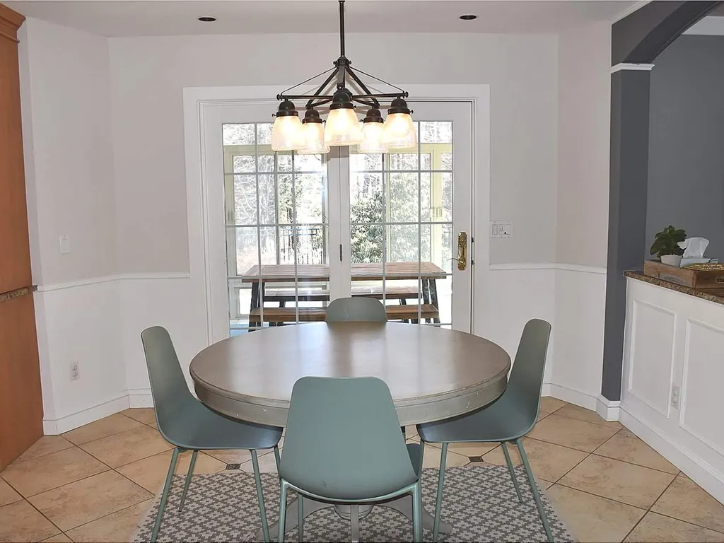 229 Edgewood Drive Colchester VT 05446