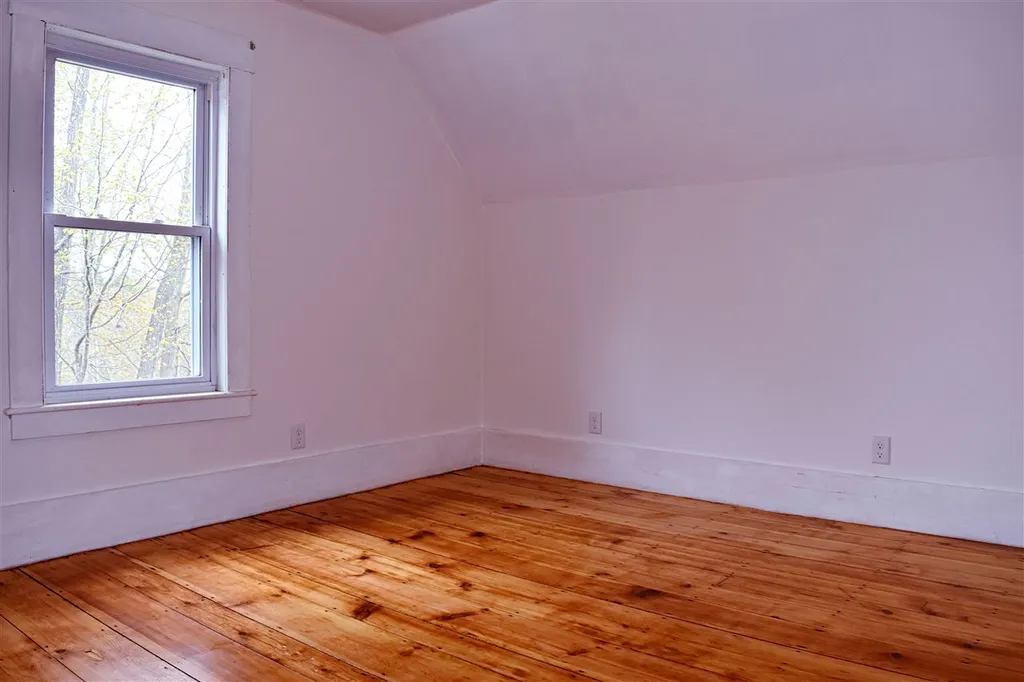 70 Colby Road Danville NH 03819
