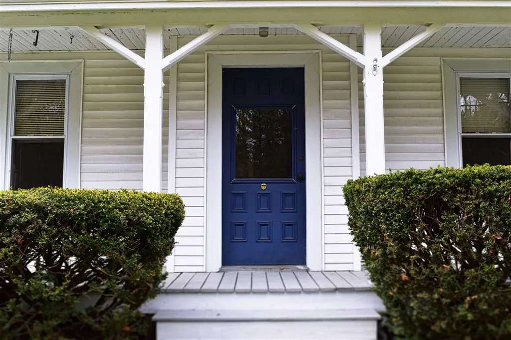 70 Colby Road Danville NH 03819
