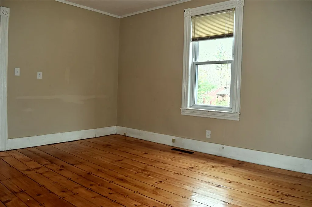 70 Colby Road Danville NH 03819