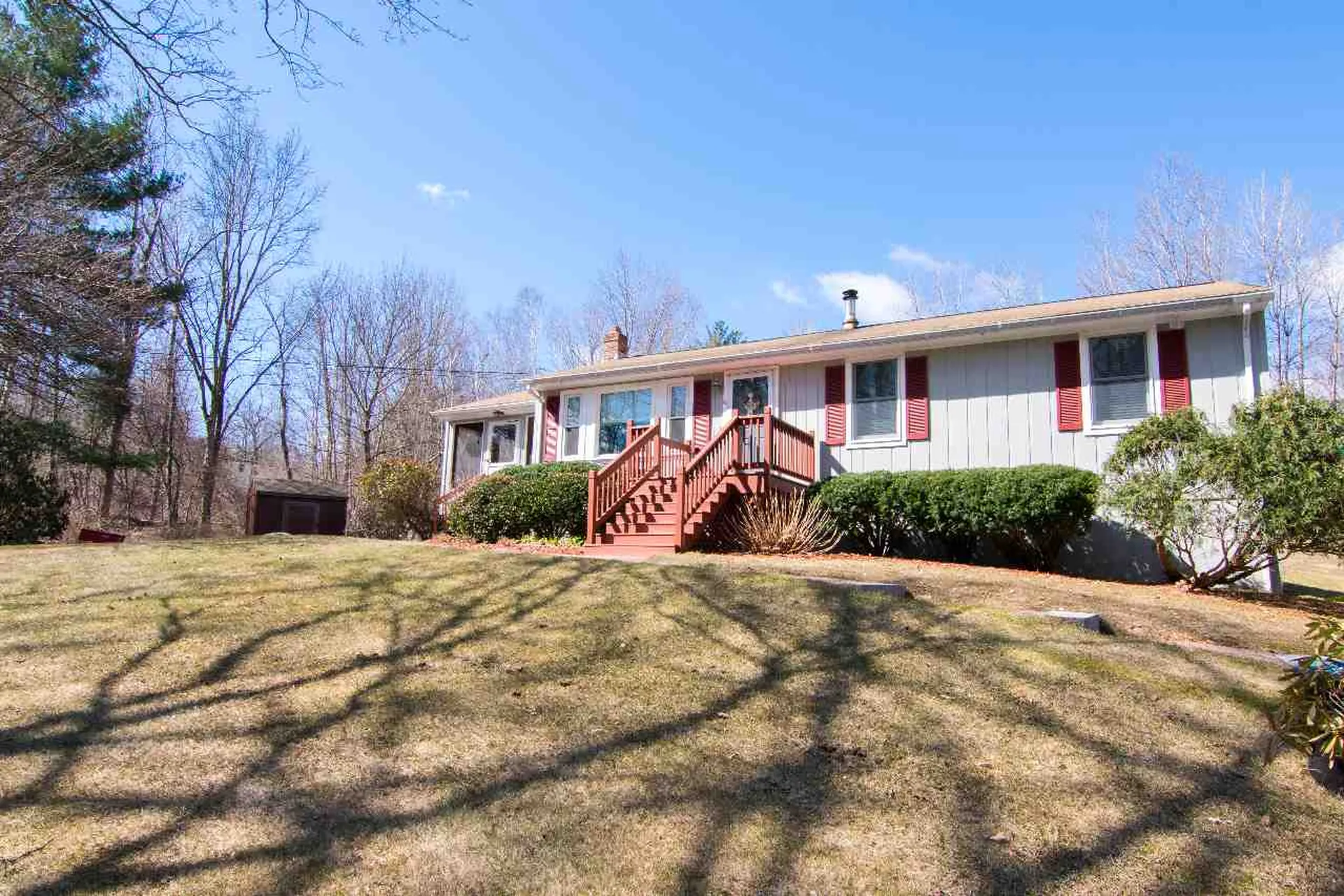 6 Cole Road Derry NH 03038